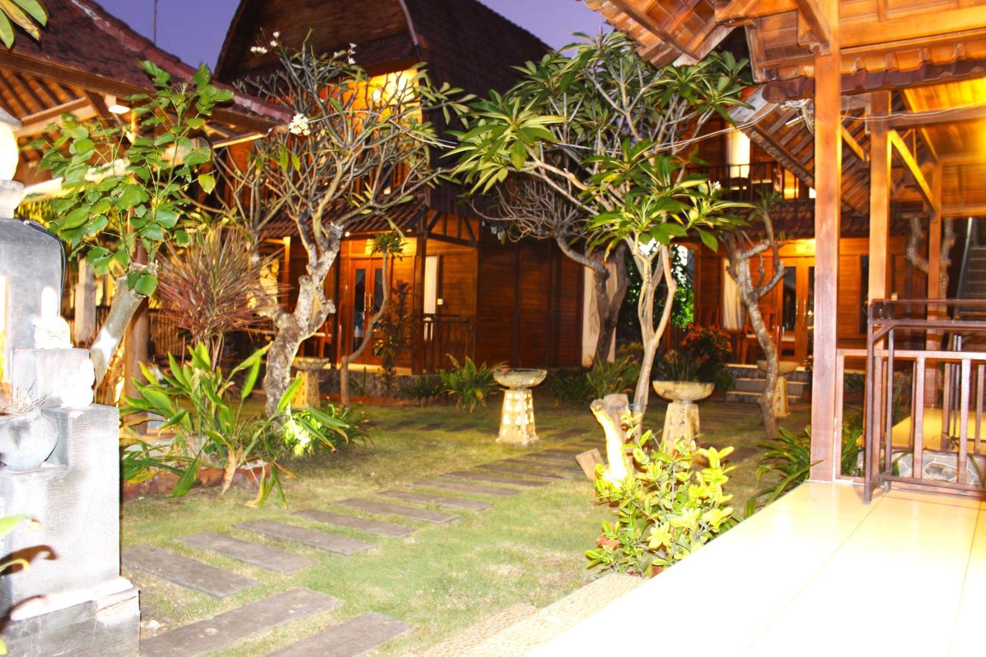 Boga Segara Villa And Resto Batununggul Esterno foto