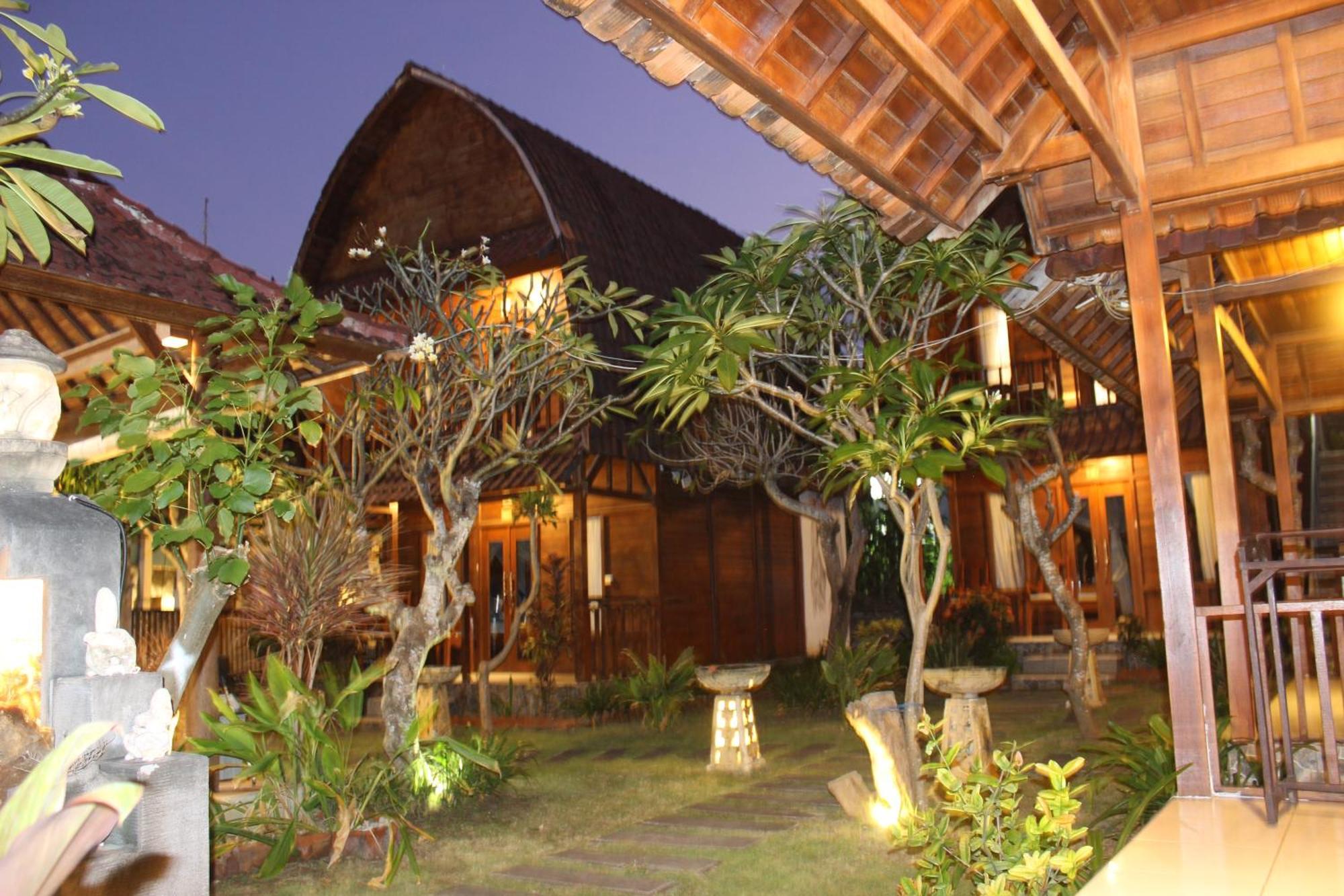 Boga Segara Villa And Resto Batununggul Esterno foto